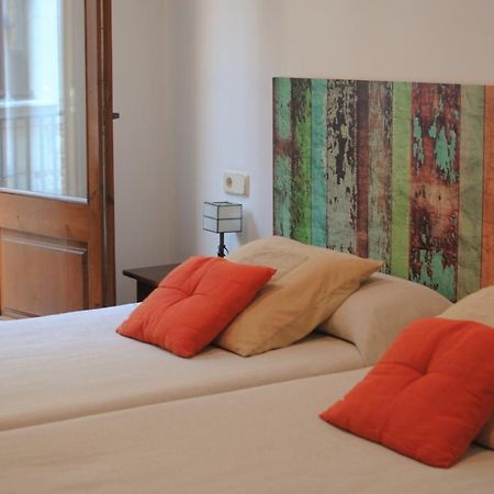 Fonda Mitja Otel Torroella de Montgrí Dış mekan fotoğraf