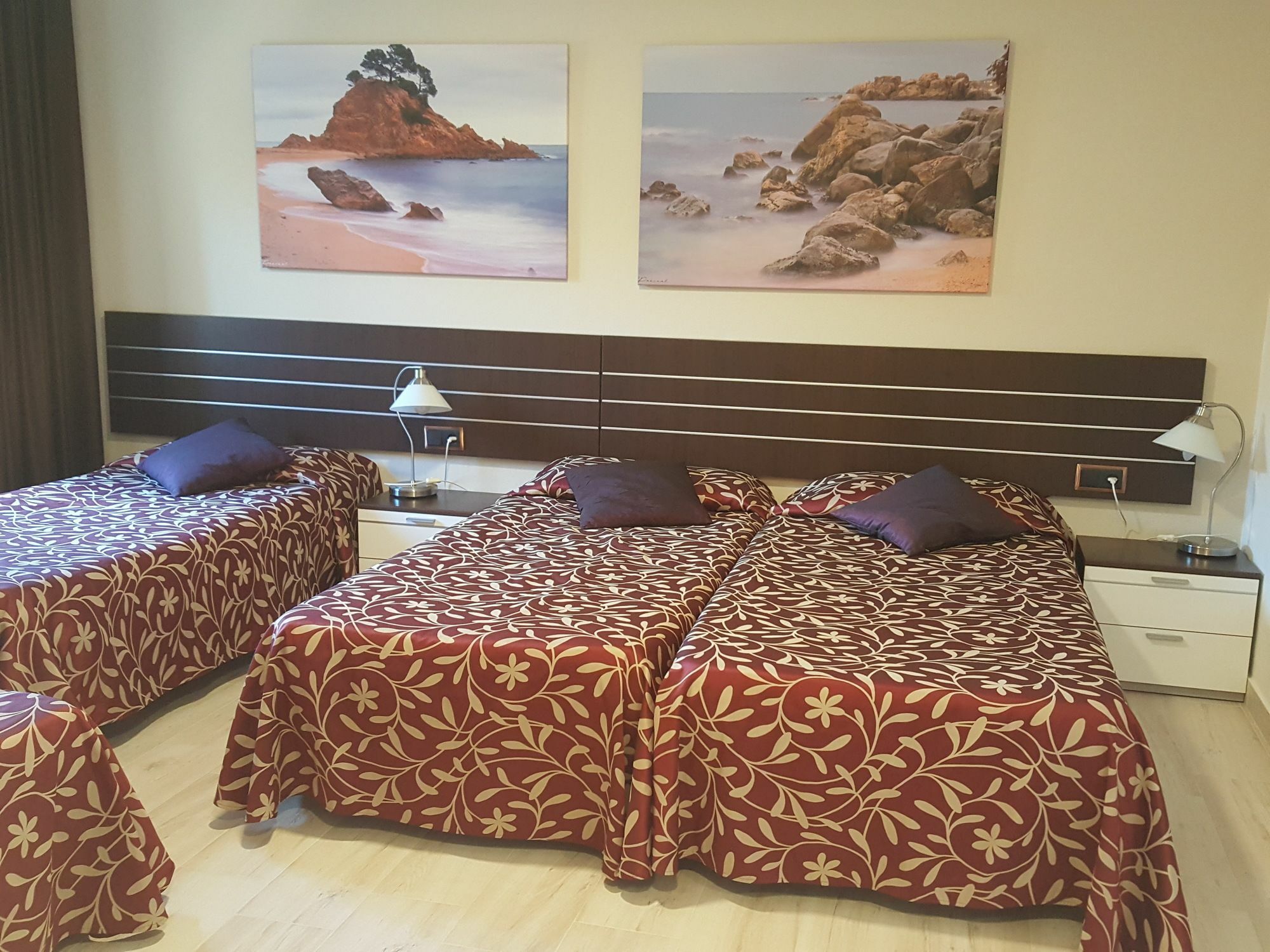 Fonda Mitja Otel Torroella de Montgrí Dış mekan fotoğraf