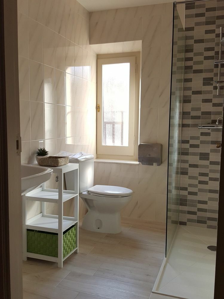 Fonda Mitja Otel Torroella de Montgrí Dış mekan fotoğraf